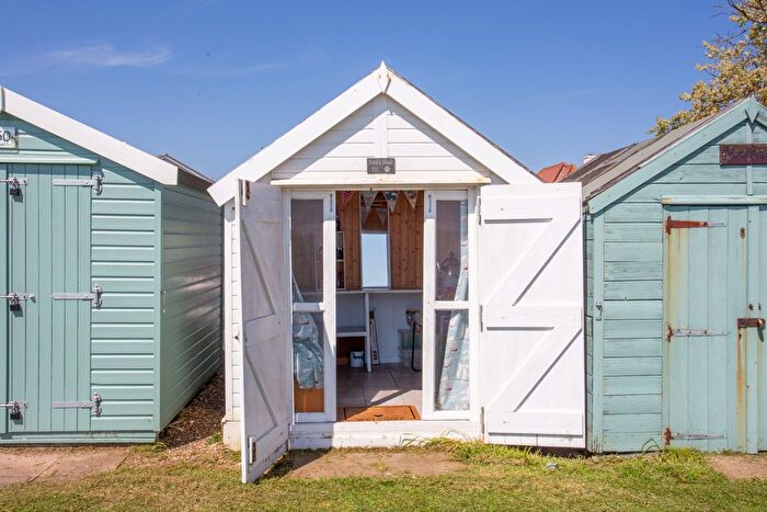 Chalet For Sale In Cliff Road, Old Felixstowe, Felixstowe, IP11