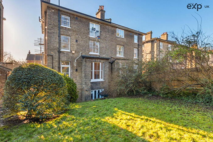 1 Bedroom Flat For Sale In Granville Park, SE13