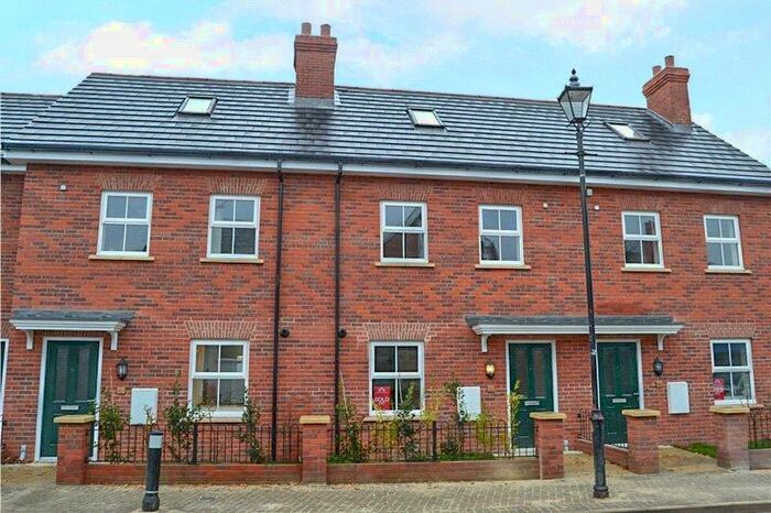 4 Bedroom Town House To Rent In Iron Duke Close, Crowthorne, Berkshire, RG45