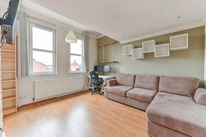 1 Bedroom Flat For Sale In Windmill Road, Croydon, CR0