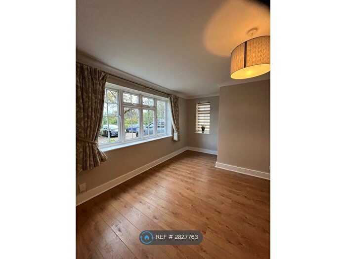 1 Bedroom Flat To Rent In Rye Street, Bishop's Stortford, CM23
