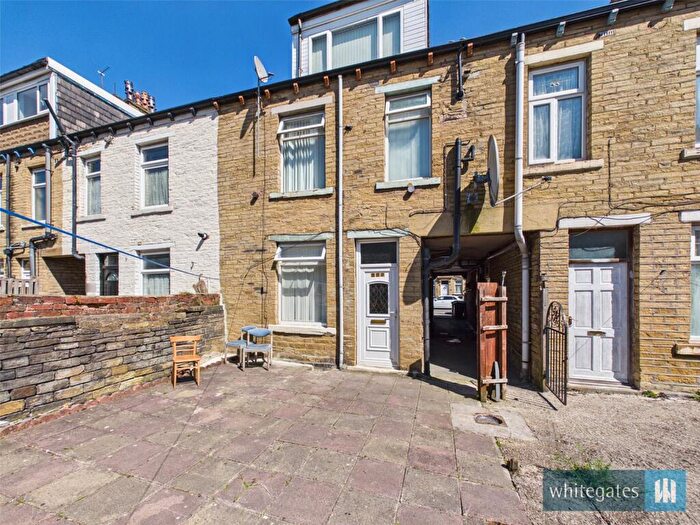 3 Bedroom Terraced House For Sale In Hollings Road, Bradford, West Yorkshire, BD8