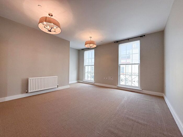 4 Bedroom Terraced House To Rent In Gloucester Place, Cheltenham, GL52