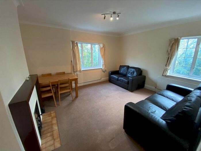 2 Bedroom Flat To Rent In Sudbury Hill, Harrow-On-The-Hill, Harrow, HA1