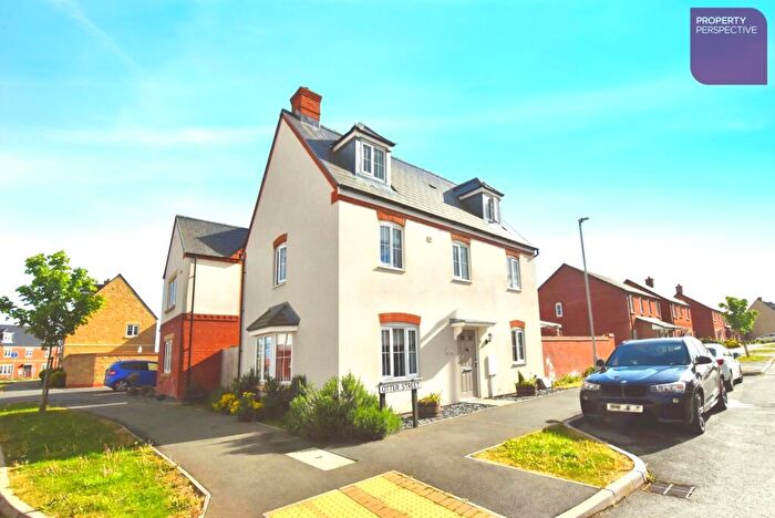 4 Bedroom Detached House For Sale In Otter Street, Rothwell, Kettering, NN14