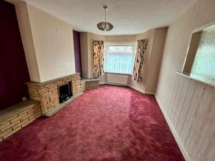 3 Bedroom Semi-Detached House To Rent In Victoria Avenue, Hillingdon, Greater London, UB10