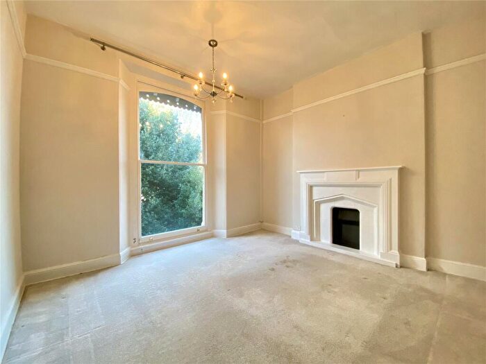 2 Bedroom Apartment To Rent In Julian Road, Sneyd Park, Bristol, BS9
