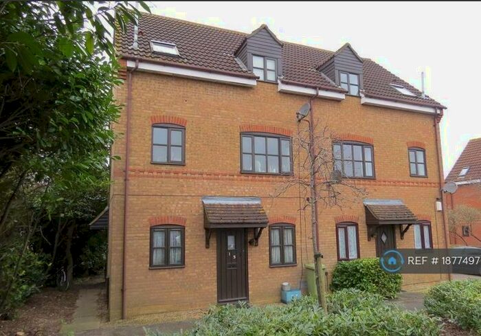 1 Bedroom Flat To Rent In Grace Avenue, Oldbrook, Milton Keynes, MK6
