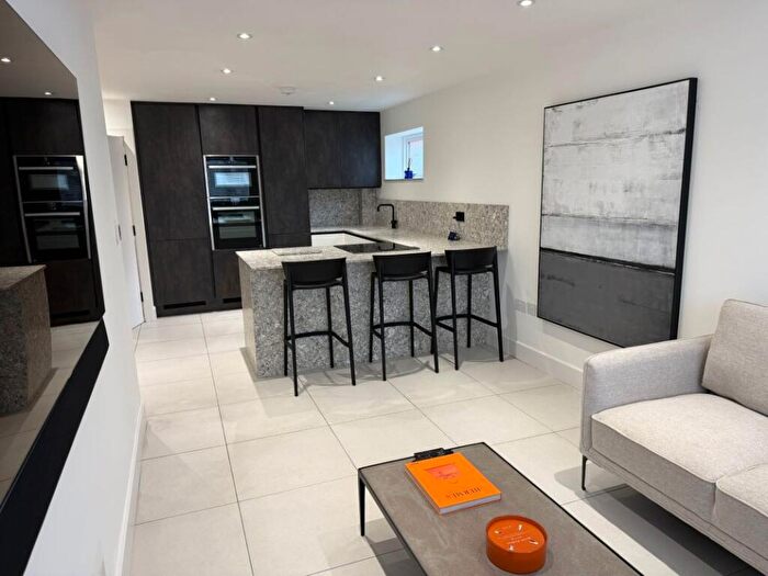 2 Bedroom Apartment For Sale In Flat, Kings Court, Bridge Street, Birmingham, B1