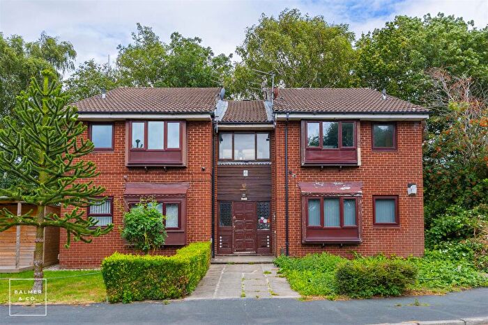 1 Bedroom Apartment For Sale In Heron Drive, Audenshaw, M34