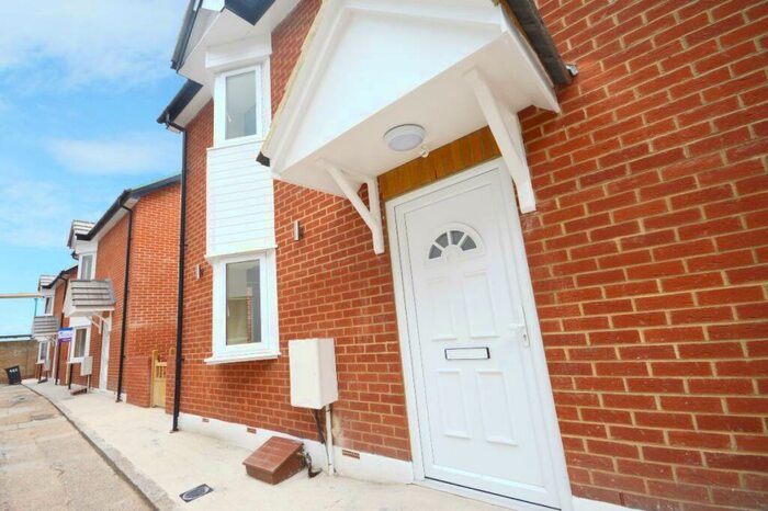 1 Bedroom Detached House To Rent In Patrol Place Catford, SE6