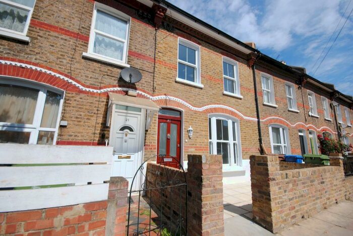 1 Bedroom Flat To Rent In Buchan Road London, SE15