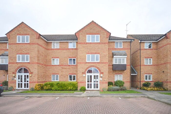 1 Bedroom Flat To Rent In South Street, Bishops Stortford, CM23