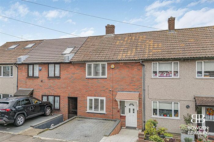 2 Bedroom Terraced House For Sale In Burrow Road, Chigwell, IG7
