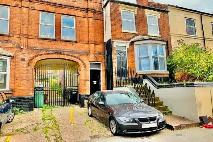 1 Bedroom Flat To Rent In Wednesbury Road, Walsall, WS1