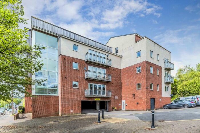 2 Bedroom Flat To Rent In Bellerton Lane, Stoke-On-Trent, ST6
