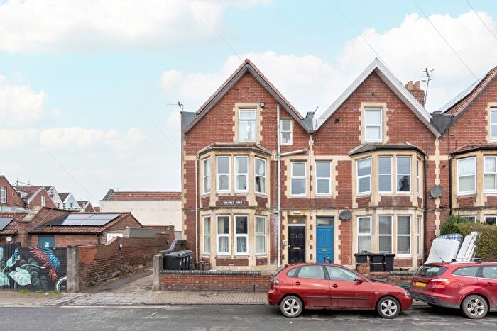 2 Bedroom Flat To Rent In Greville Road - Southville, BS3