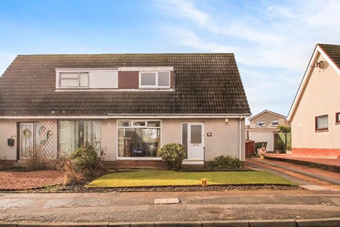 3 Bedroom Semi Detached House For Sale In Evershed Drive, Dunfermline, Fife, KY11