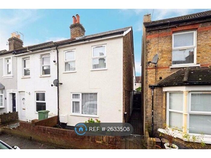 3 Bedroom End Of Terrace House To Rent In Clarence Road, Sutton, SM1