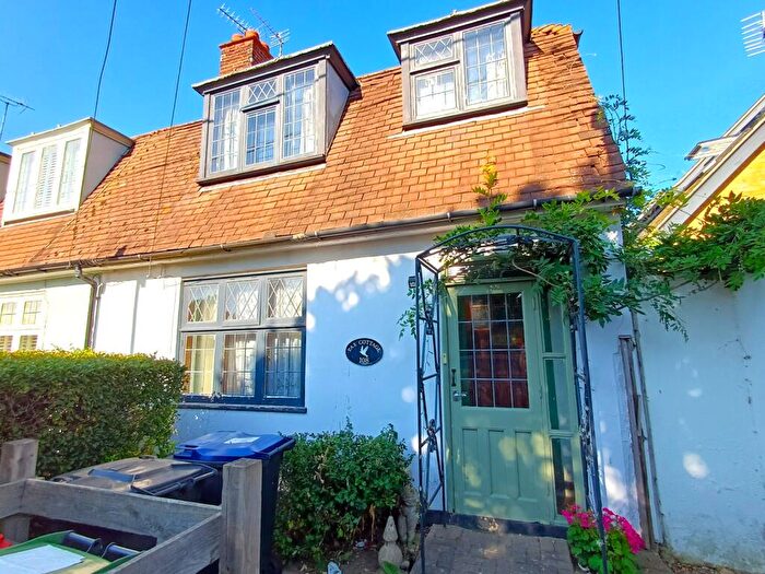 3 Bedroom End Of Terrace House To Rent In Cornwallis Circle, Whitstable, Kent, CT5