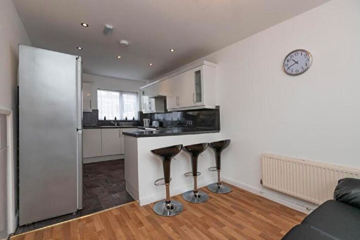 5 Bedroom House To Rent In Bantock Way, Harborne, Birmingham, West Midlands, B17