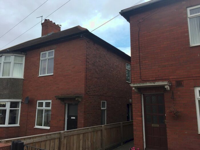 3 Bedroom Flat To Rent In Two Ball Lonnen, Fenham, Fenham, Tyne And Wear, NE4