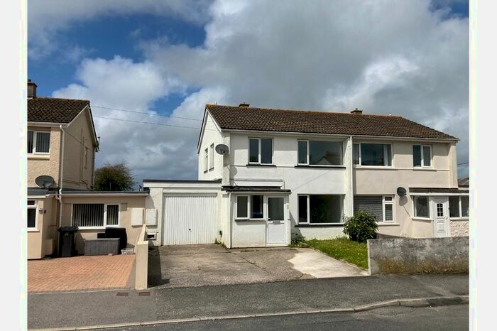 3 Bedroom Semi-Detached House To Rent In Bosmeor Park, Illogan Highway, Redruth, TR15