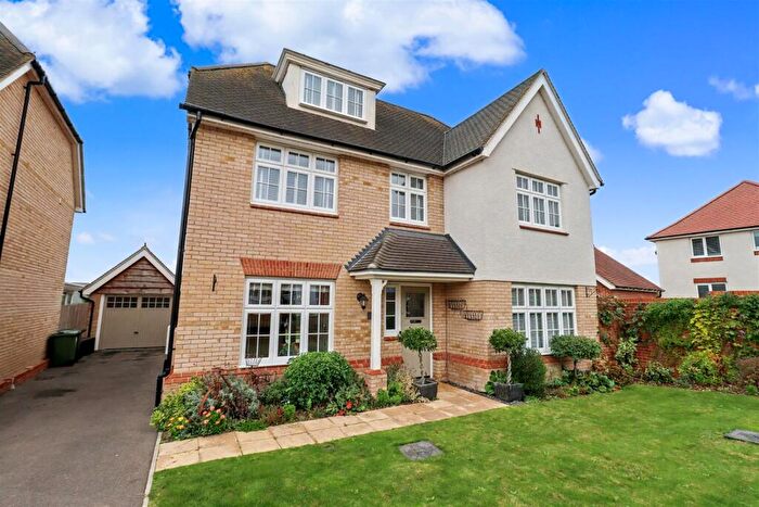 5 Bedroom Detached House To Rent In Homefield Drive, Braintree, CM7