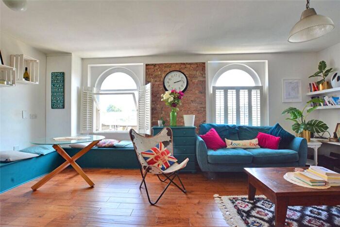 1 Bedroom Apartment To Rent In Glenton Road, Lewisham, London, SE13