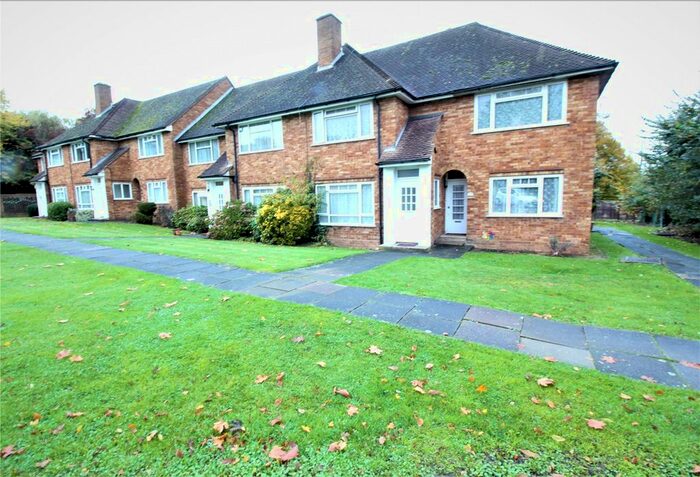 2 Bedroom Maisonette To Rent In Kerry Court, Stanmore, Hertfordshire HA7