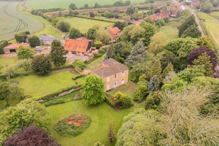 6 Bedroom Detached House For Sale In Swaffham Road, Wendling, Dereham, Norfolk, NR19