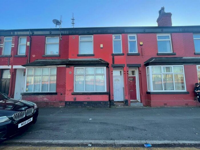 6 Bedroom Private Hall To Rent In Moseley Road, Fallowfield, Manchester, M14