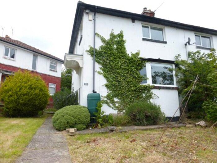 3 Bedroom House To Rent In Burley Wood Crescent, Burley, Leeds, LS4