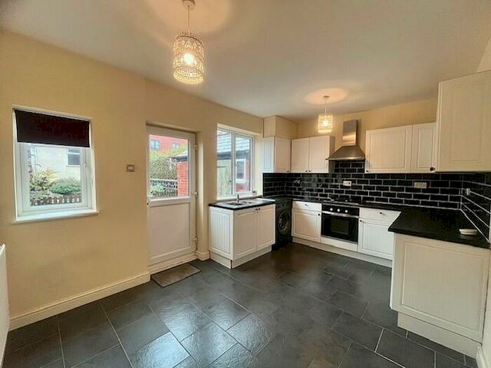 2 Bedroom House To Rent In Broadleys, Clay Cross, Chesterfield, S45