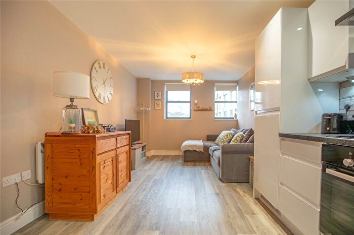 1 Bedroom Flat For Sale In Surrey Street, Bristol, BS2
