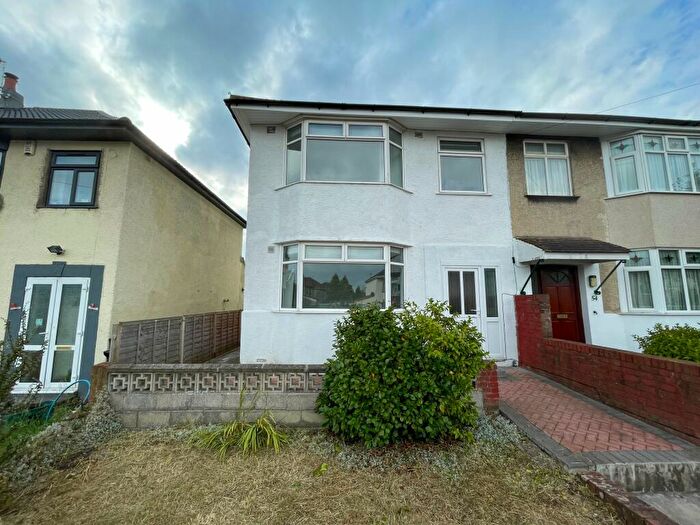 4 Bedroom Semi-Detached House To Rent In Forest Road, Fishponds, Bristol, BS16
