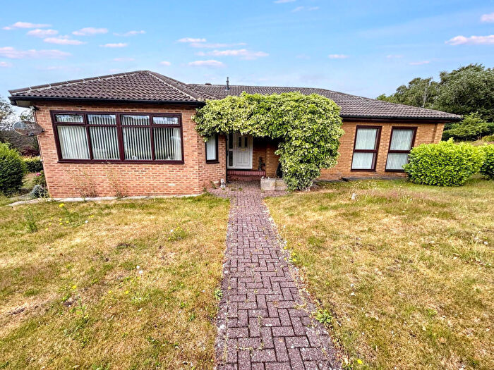 3 Bedroom Detached Bungalow For Sale In Reedside, Ryton, Tyne And Wear, NE40