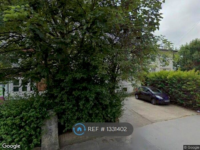 1 Bedroom Flat To Rent In Albert Road, SE25