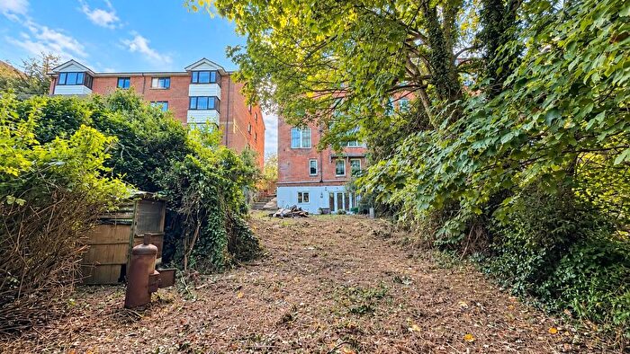 2 Bedroom Flat For Sale In London Road, St Leonards On Sea, TN37