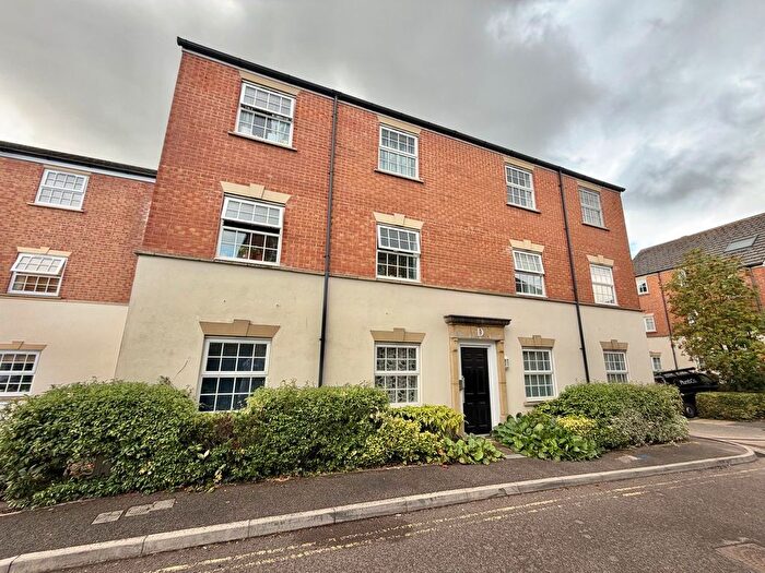 1 Bedroom Flat To Rent In Gatehouse Court, Taunton, TA1