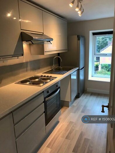3 Bedroom Flat To Rent In Brislington, Bristol, BS4