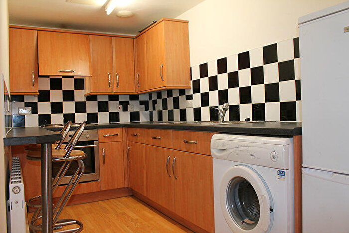 1 Bedroom Property To Rent In Hyde Park Road, Hyde Park, Leeds, LS6