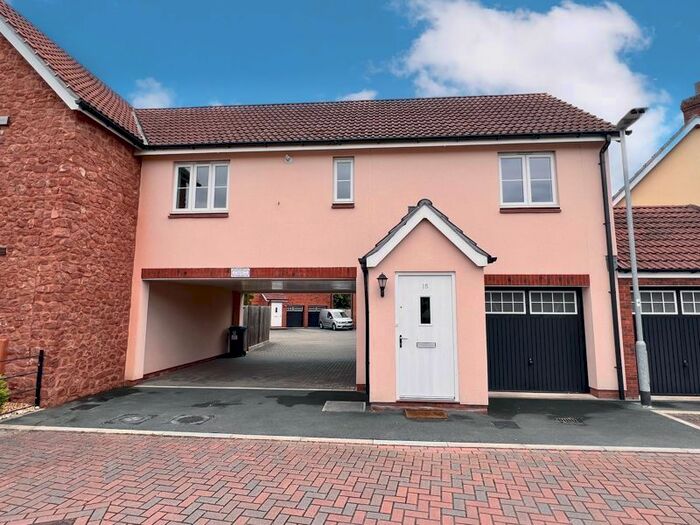 2 Bedroom Property To Rent In Canal View, Bathpool, Taunton, Somerset, TA2