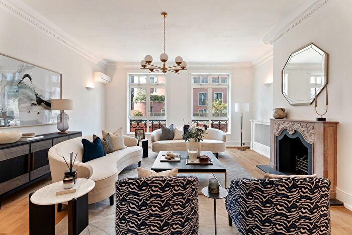 7 Bedroom Terraced House For Sale In Flood Street, London, SW3