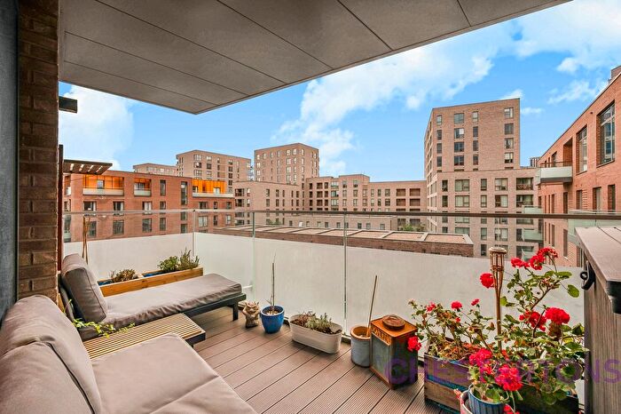 2 Bedroom Flat To Rent In Halpin Building, Rennie Street, SE10