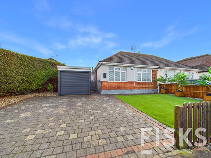 2 Bedroom Bungalow For Sale In Stanley Road, Benfleet, SS7