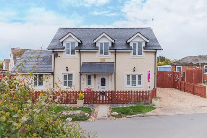 3 Bedroom Detached House For Sale In Witts Lane, Purton, Swindon, Wiltshire, SN5
