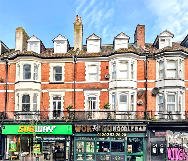 2 Bedroom Apartment To Rent In Holdenhurst Road, Bournemouth, Dorset, BH8