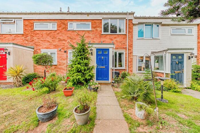 2 Bedroom Terraced House For Sale In Ormesby Road, Badersfield, NR10