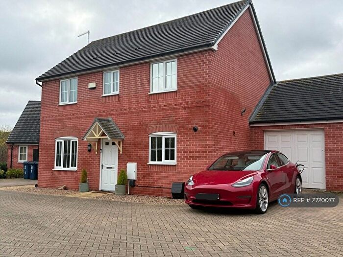 3 Bedroom Detached House To Rent In Woollard Walk, Huntingdon, PE28